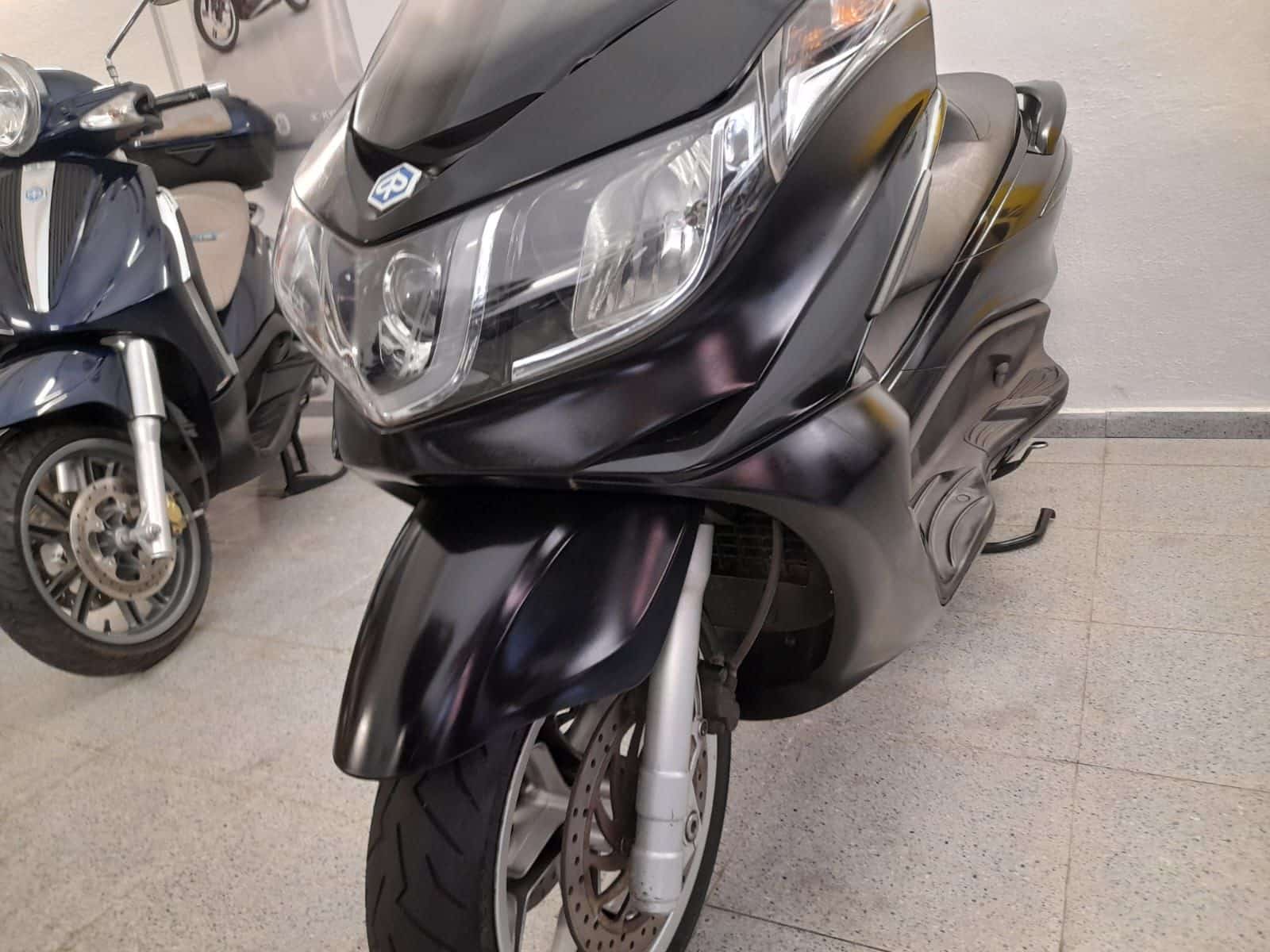 Piaggio X10 125 ie Executive (2011 – 14)