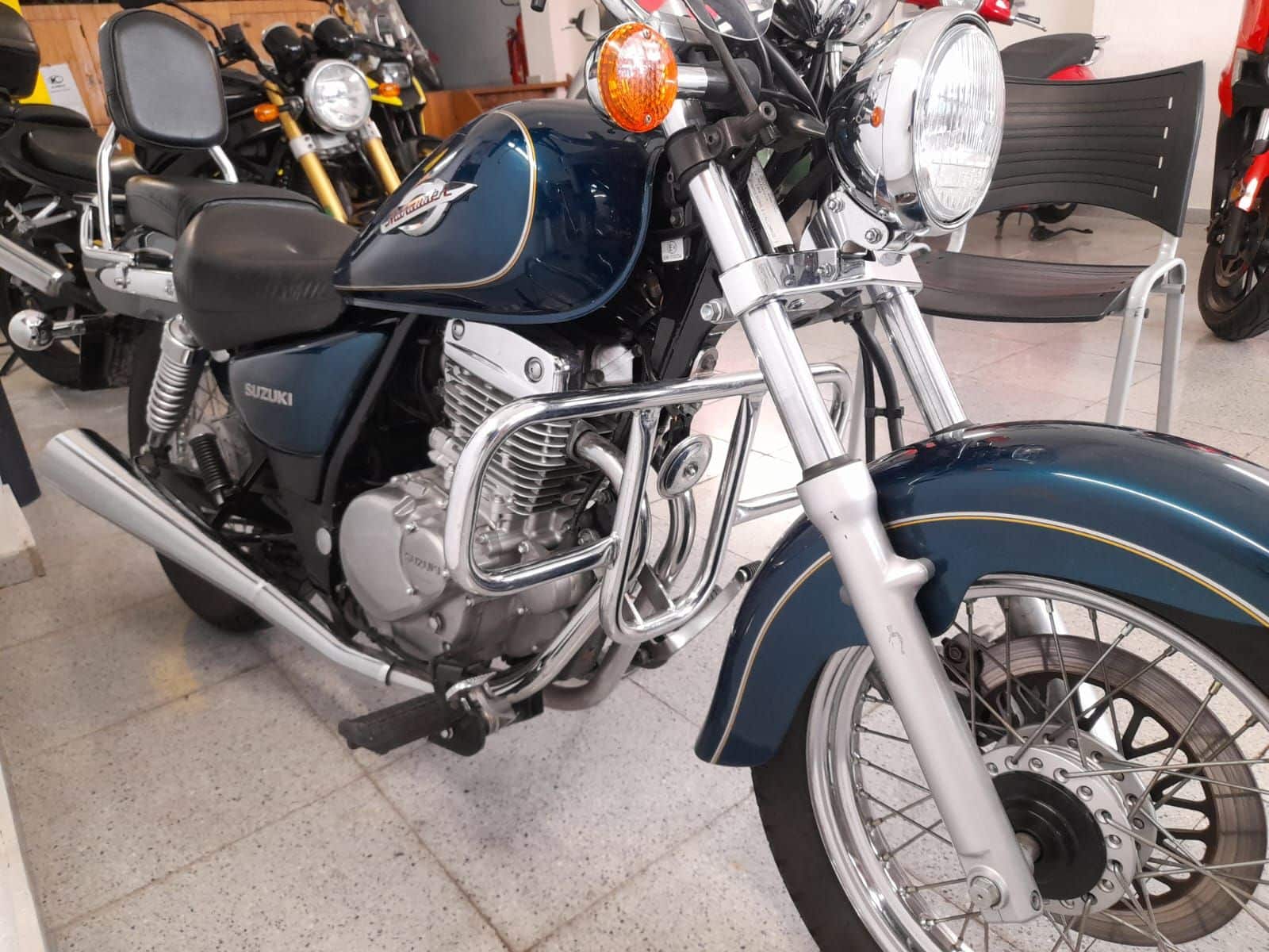 Suzuki Marauder GZ 250