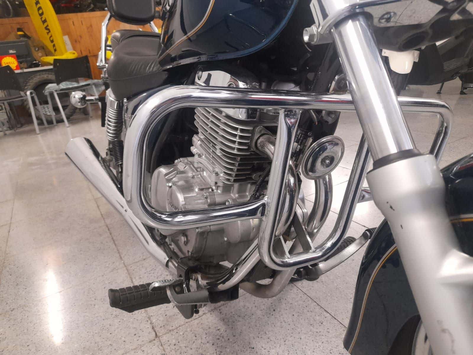Suzuki Marauder GZ 250