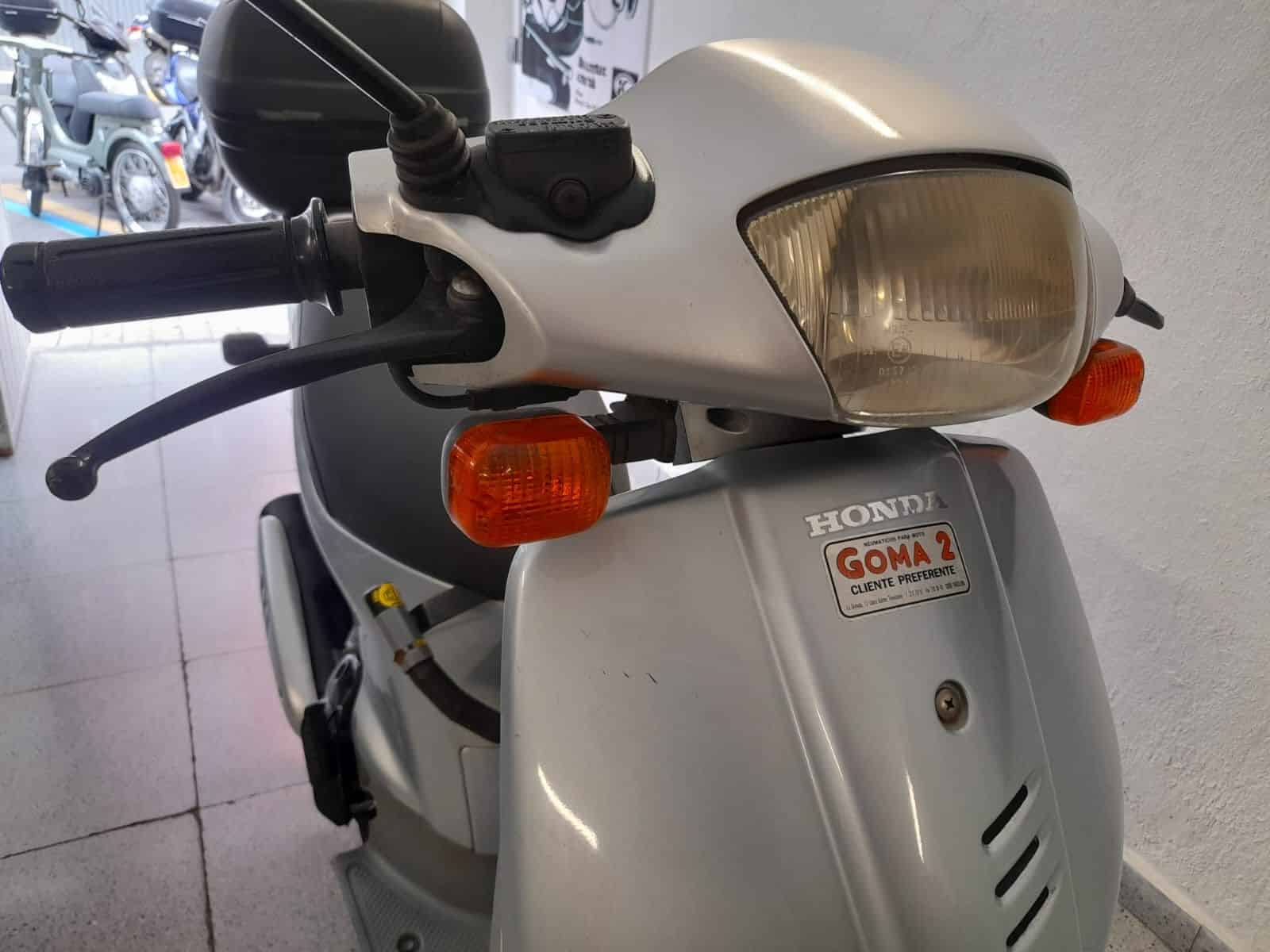Honda SH 100