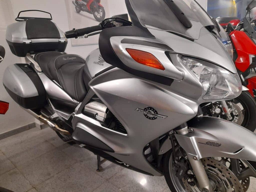 Honda Pan European ABS (2002 – 13)