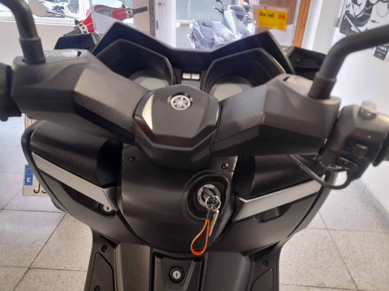 Yamaha X-Max 250 ABS (2011 – 13)